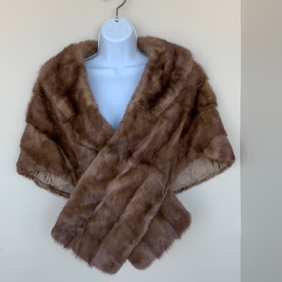 Vintage real Fur cape /shawl - Picture 1 of 4